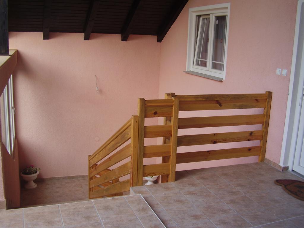 Apartman & Sobe Orhideja Smoljanac Camera foto