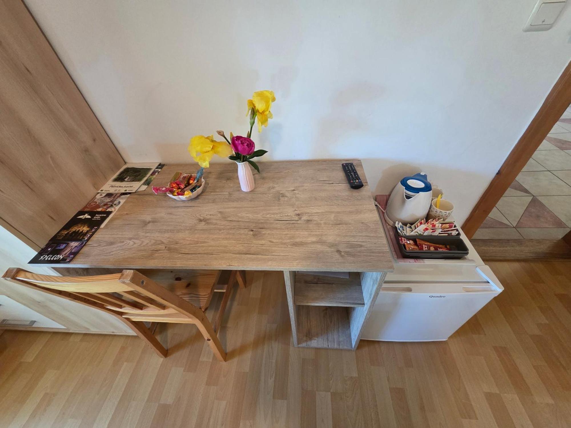 Apartman & Sobe Orhideja Smoljanac Esterno foto