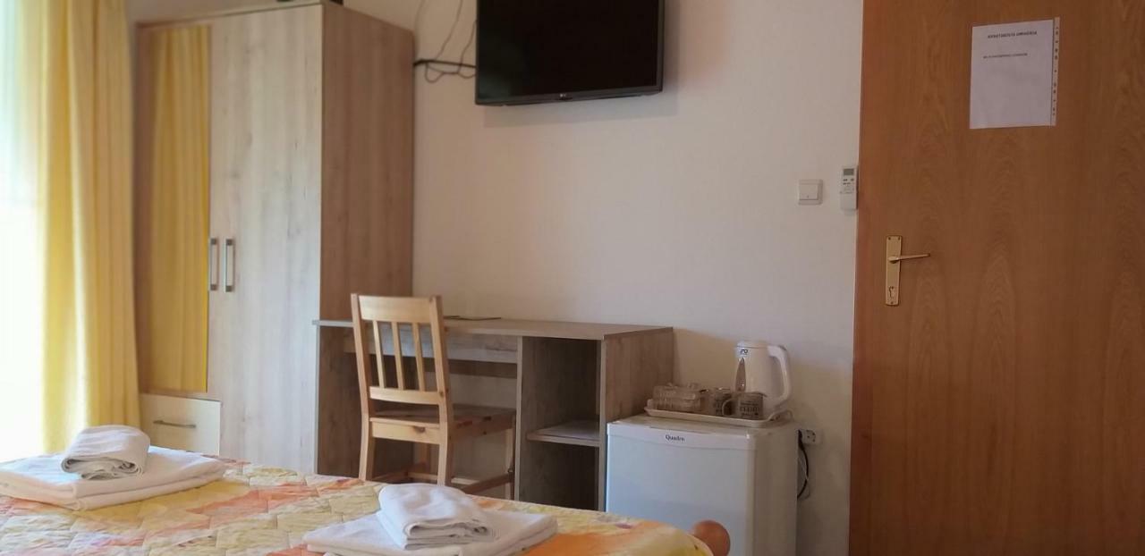 Apartman & Sobe Orhideja Smoljanac Esterno foto