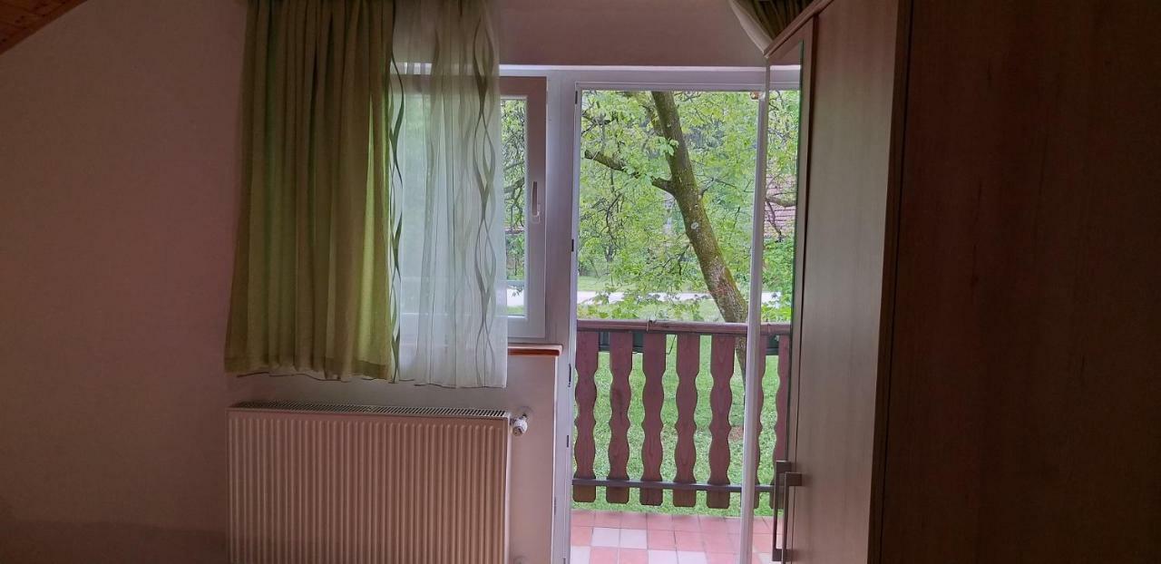 Apartman & Sobe Orhideja Smoljanac Esterno foto